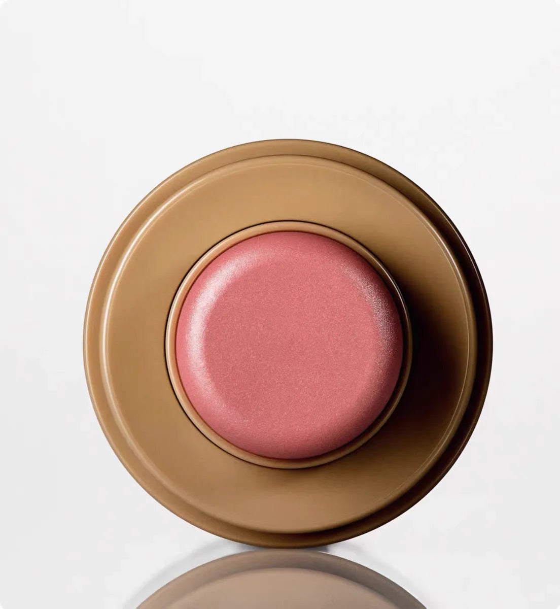 Soft, Plump & Irresistible Lips! 
Treat your lips to intense hydration with this peptide lip treatment. The silky formula helps keep lips soft, smooth, and glossy while enhancing their natural beauty with a healthy, juicy sh