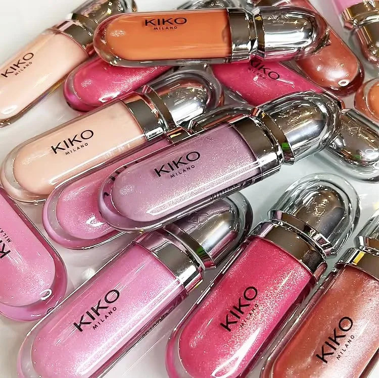 3D Glossy Lip Glow! 
Nourishing lip gloss with a mirror shine finish for soft, plump, and beautiful lips that last.
