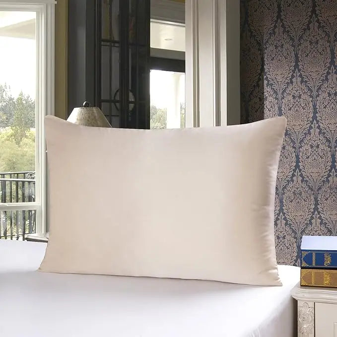100% Natural Mulberry Silk Pillowcase – 19 Momme Luxury Silk

Experience the beauty of luxury sleep with our 100% Natural Mulberry Silk Pillowcase. Made from premium 19 Momme silk, it offers a soft, smooth, and elegant touc