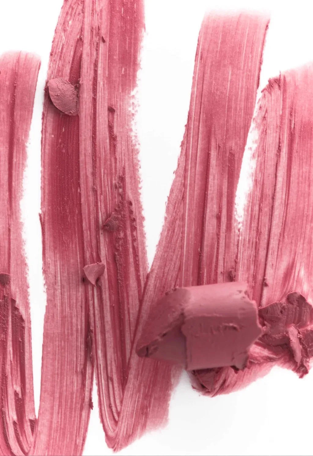 Soft, Plump & Irresistible Lips! 
Treat your lips to intense hydration with this peptide lip treatment. The silky formula helps keep lips soft, smooth, and glossy while enhancing their natural beauty with a healthy, juicy sh